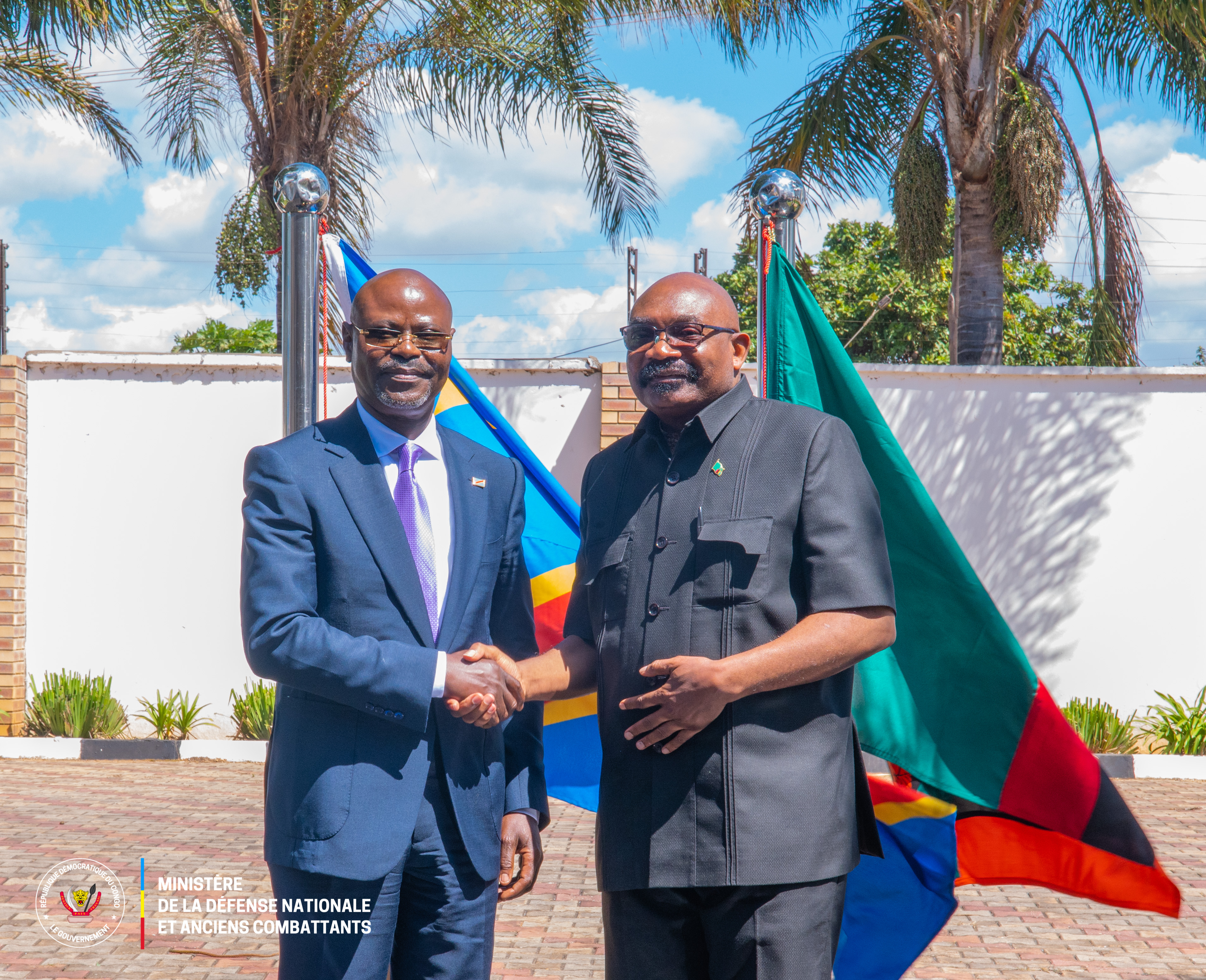 Crise dans l'Est de la RDC : la tournée stratégique de Guy Kabombo Muadiamvita en Afrique australe pour transformer la coopération militaire en levier opérationnel