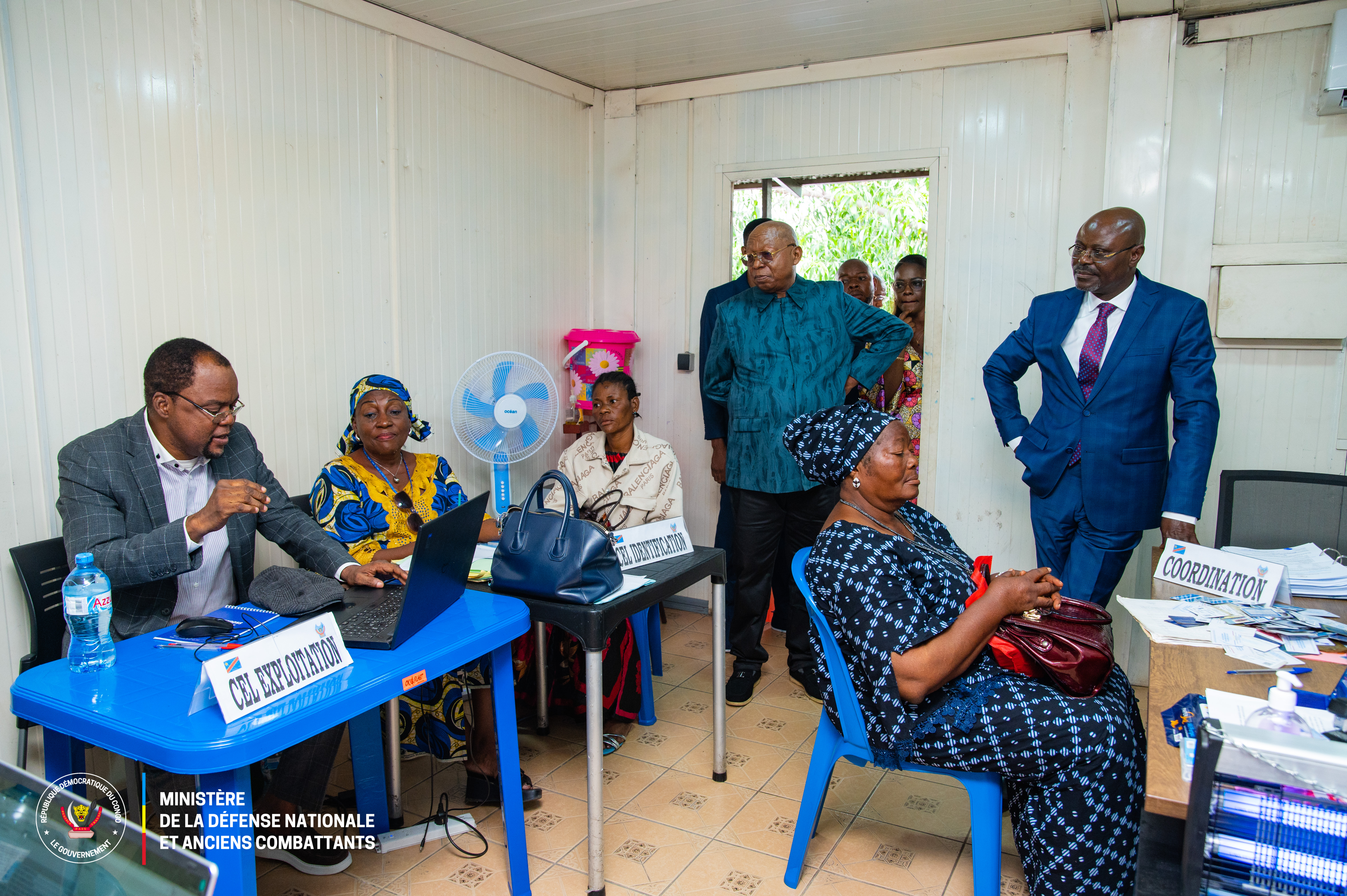 RDC – Défense : contrôle de 2.241 dossiers civils, plus de 50 % d’irrégularités relevées, le VPM Guy Kabombo promet des sanctions après les travaux de la commission ad hoc de l’IGF et des FARDC